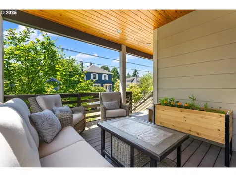 648 SE 46th Avenue Portland OR 97215