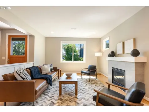 648 SE 46th Avenue Portland OR 97215