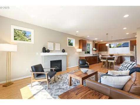 648 SE 46th Avenue Portland OR 97215