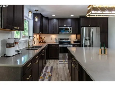 4364 Fox Hollow Road Eugene OR 97405