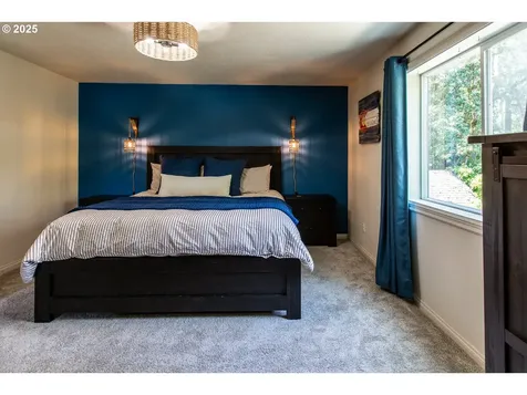 4364 Fox Hollow Road Eugene OR 97405