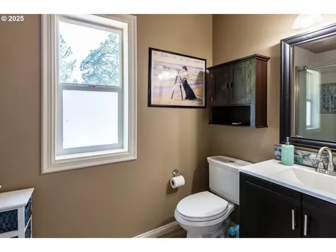 4364 Fox Hollow Road Eugene OR 97405
