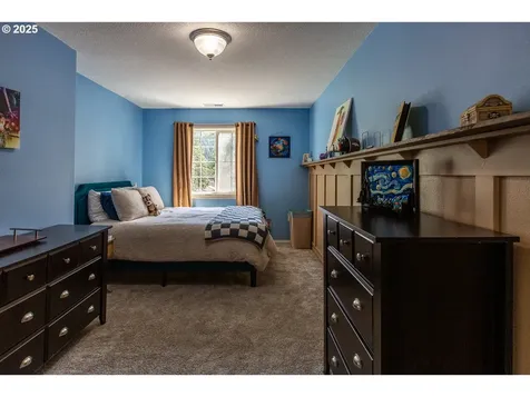 4364 Fox Hollow Road Eugene OR 97405