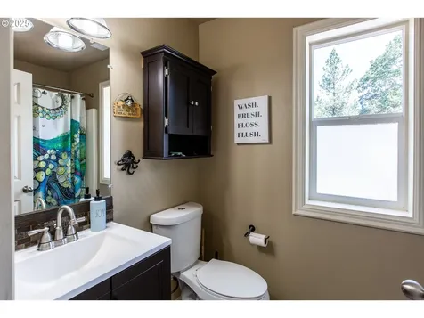 4364 Fox Hollow Road Eugene OR 97405