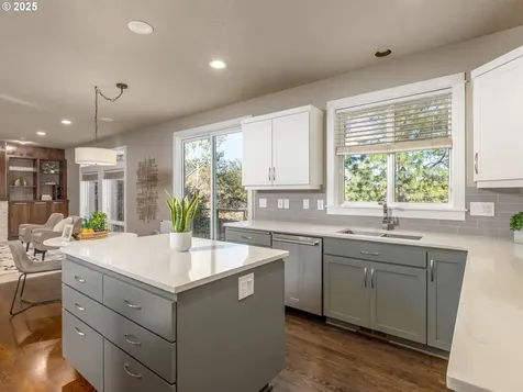 22184 SW Fisk Terrace Sherwood OR 97140