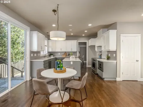 22184 SW Fisk Terrace Sherwood OR 97140