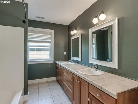 22184 SW Fisk Terrace Sherwood OR 97140