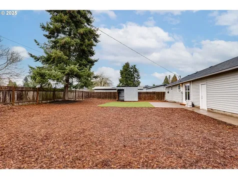 1024 56th Street Springfield OR 97478