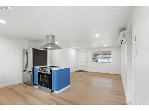 1024 56th Street Springfield OR 97478