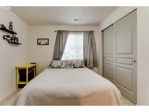 4685 Glacier Meadows Loop Springfield OR 97478