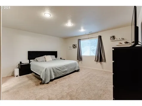 4685 Glacier Meadows Loop Springfield OR 97478