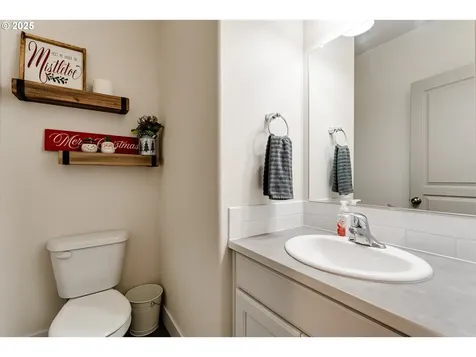 4685 Glacier Meadows Loop Springfield OR 97478