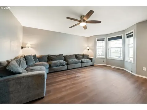 119 Nighthatch Drive Kelso WA 98626