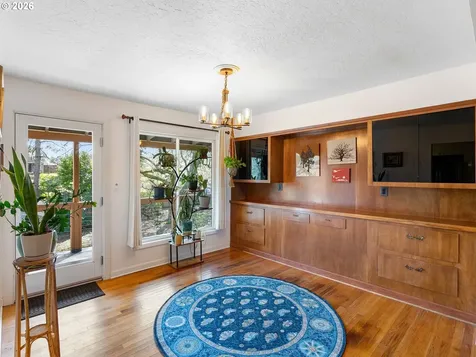 4555 NE 119th Avenue Portland OR 97220