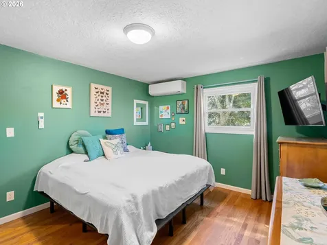 4555 NE 119th Avenue Portland OR 97220
