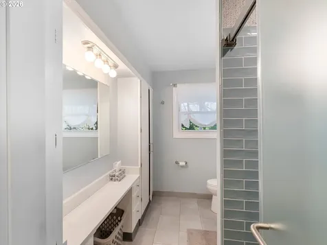 4555 NE 119th Avenue Portland OR 97220