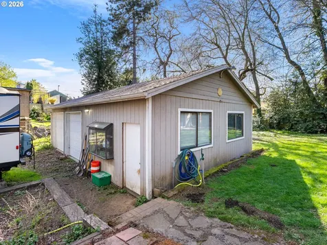 4555 NE 119th Avenue Portland OR 97220