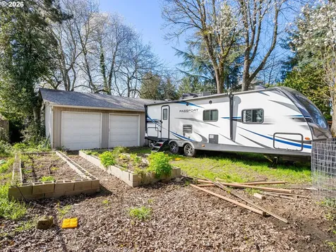 4555 NE 119th Avenue Portland OR 97220