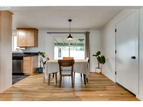 328 Dean Avenue Eugene OR 97404