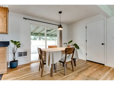 328 Dean Avenue Eugene OR 97404