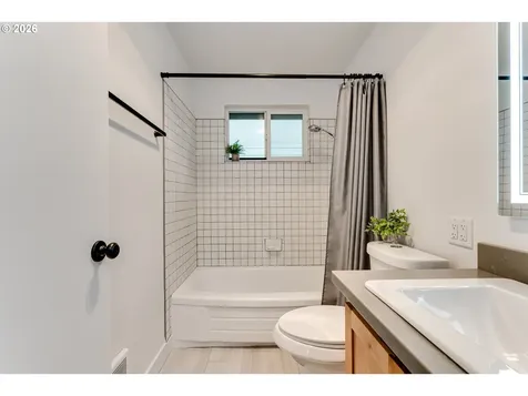 328 Dean Avenue Eugene OR 97404