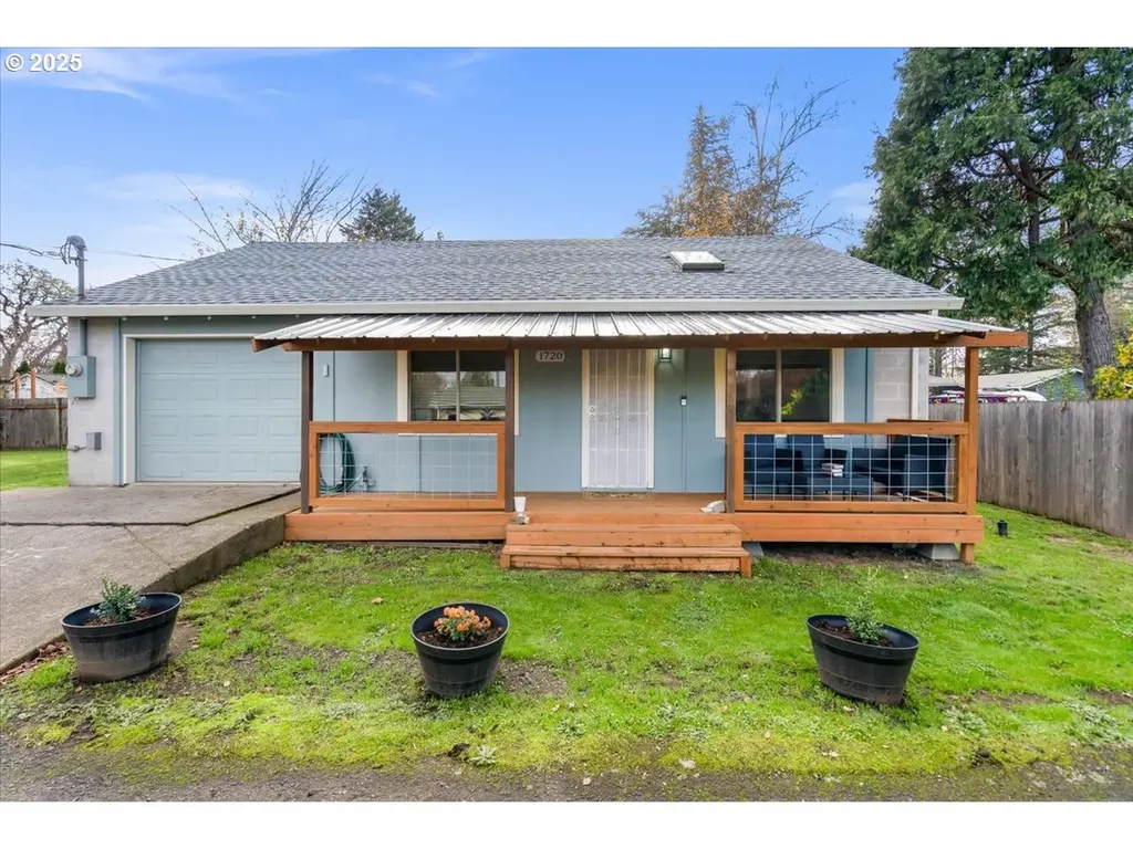 1720 B Street Forest Grove OR 97116