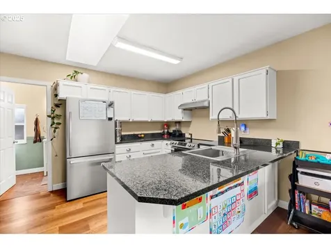 1720 B Street Forest Grove OR 97116