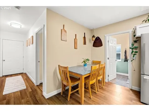 1720 B Street Forest Grove OR 97116