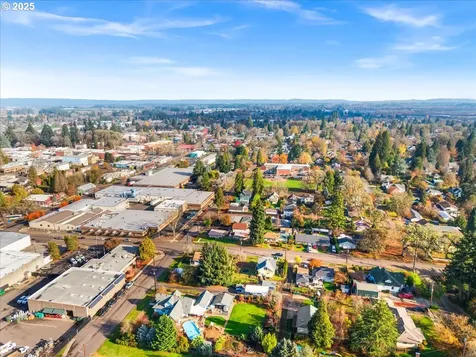 1720 B Street Forest Grove OR 97116