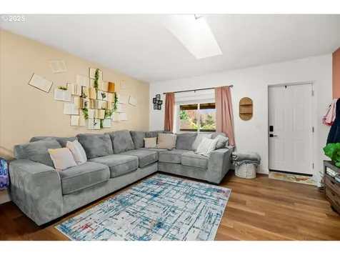 1720 B Street Forest Grove OR 97116