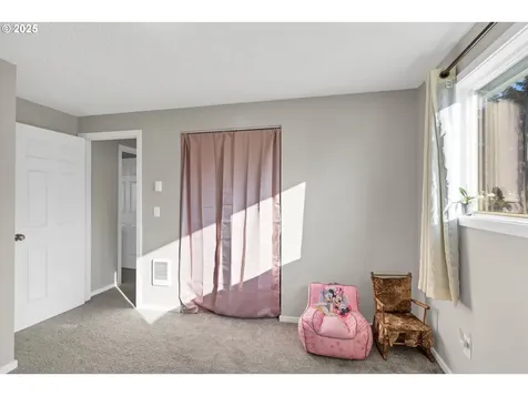 1065 W Sherman Street Lebanon OR 97355