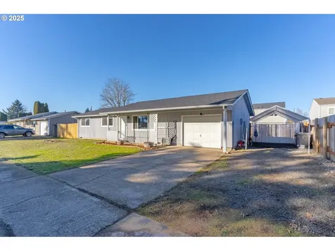 1065 W Sherman Street Lebanon OR 97355