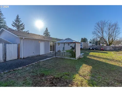 1065 W Sherman Street Lebanon OR 97355