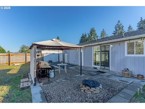 1065 W Sherman Street Lebanon OR 97355