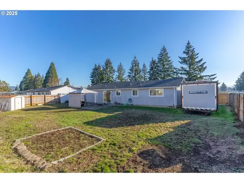 1065 W Sherman Street Lebanon OR 97355