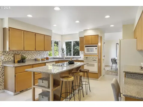 14948 SW Scarlett Drive Portland OR 97224