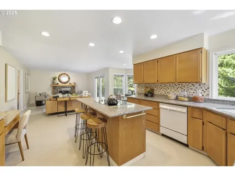 14948 SW Scarlett Drive Portland OR 97224
