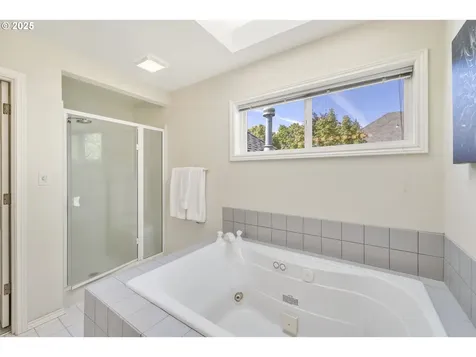 14948 SW Scarlett Drive Portland OR 97224