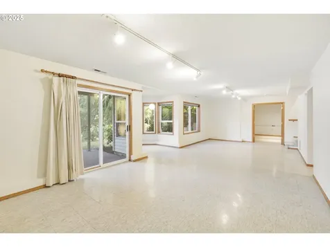 14948 SW Scarlett Drive Portland OR 97224