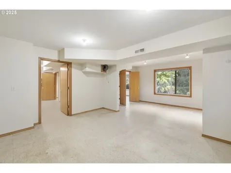 14948 SW Scarlett Drive Portland OR 97224