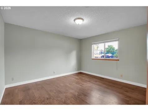 12506 SE Stark Street Portland OR 97233