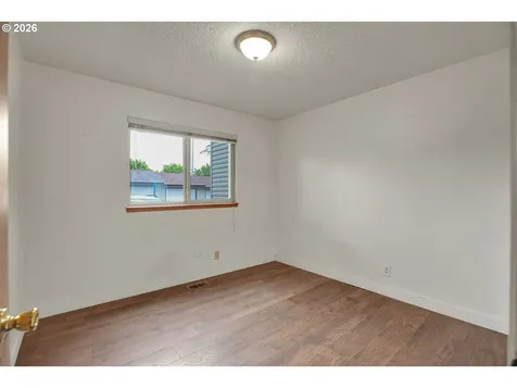 12506 SE Stark Street Portland OR 97233