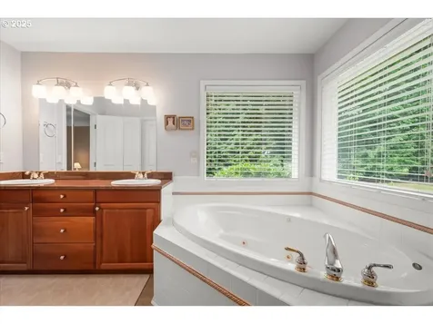 110 Dolph Drive Ariel WA 98603