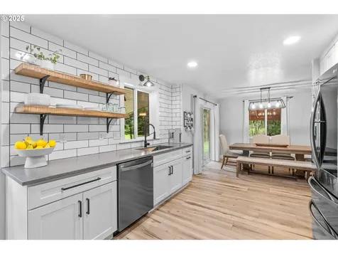 312 Thuja Narrow Road Washougal WA 98671