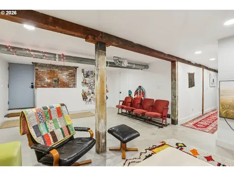 5264 NE 20th Avenue Portland OR 97211