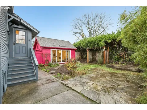 5264 NE 20th Avenue Portland OR 97211