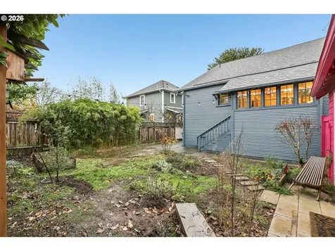 5264 NE 20th Avenue Portland OR 97211