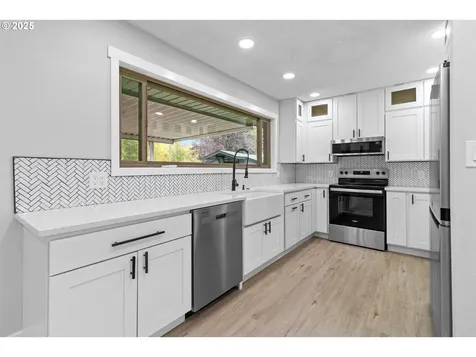 2859 NE 2nd Avenue Camas WA 98607