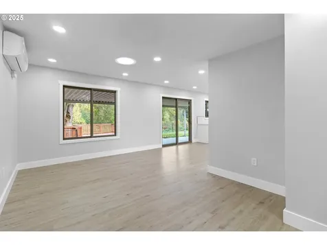 2859 NE 2nd Avenue Camas WA 98607