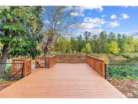 2859 NE 2nd Avenue Camas WA 98607
